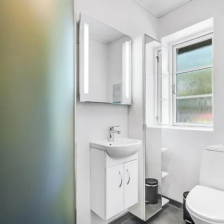 Awesome In With Kitchen Holiday home