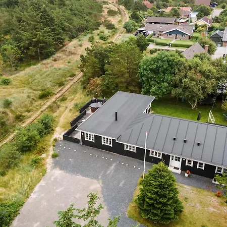 Eight-bedroom In Дом отдыха Norre Nebel