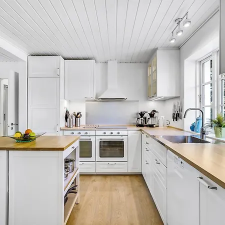 Nyaraló Eight-bedroom In Nørre Nebel
